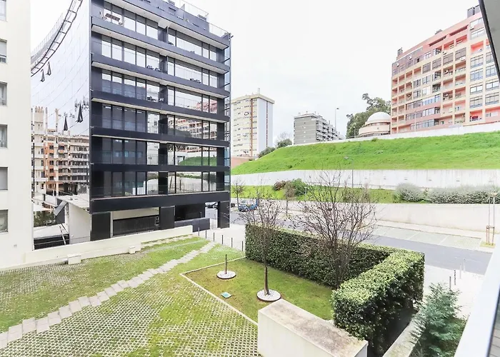 Benfica Prime Terrace By Homing